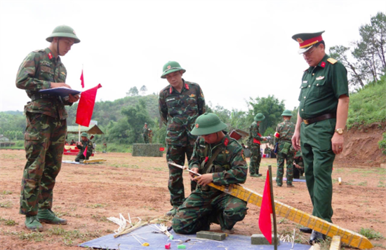 Tỉnh Lạng Sơn tập trung xây dựng khu vực phòng thủ vững chắc