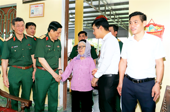 Lực lượng vũ trang Quân khu 3 đẩy mạnh phong trào Dân vận khéo theo lời Bác Hồ dạy