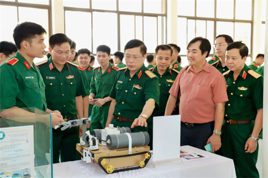 Xây dựng Học viện Kỹ thuật Quân sự ngang tầm yêu cầu nhiệm vụ trong tình hình mới