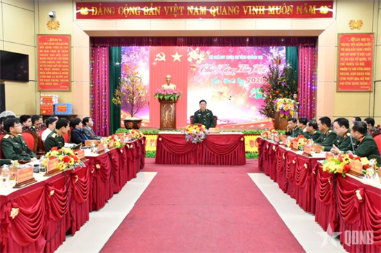 Đại tướng Nguyễn Trọng Nghĩa thăm, chúc Tết cán bộ, chiến sĩ LLVT tỉnh Quảng Trị