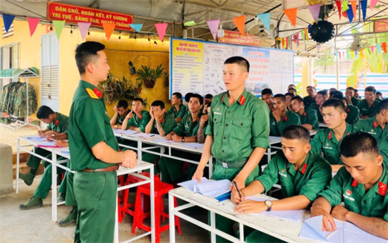 Sư đoàn 10 đẩy mạnh công tác phổ biến, giáo dục pháp luật trong tình hình mới