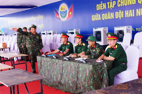 Lữ đoàn 596 nâng cao năng lực bảo đảm thông tin liên lạc quân sự