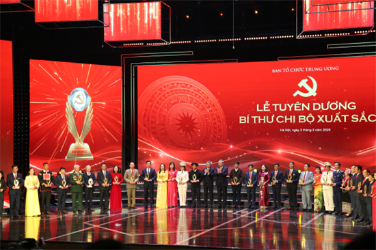 Lễ Tuyên dương Bí thư chi bộ xuất sắc và trao Giải Búa liềm vàng lần thứ X năm 2025