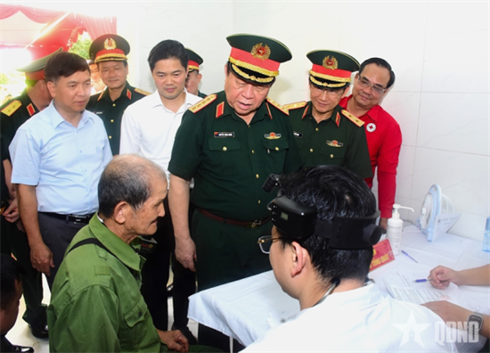 Đại tướng Nguyễn Trọng Nghĩa làm việc và hoạt động chính sách tại tỉnh Tuyên Quang