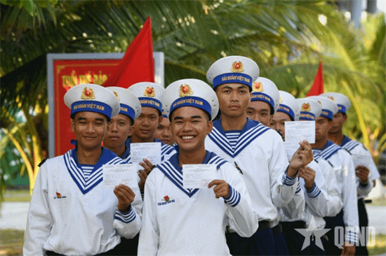 Cử tri Đặc khu Trường Sa háo hức đi bầu cử sớm