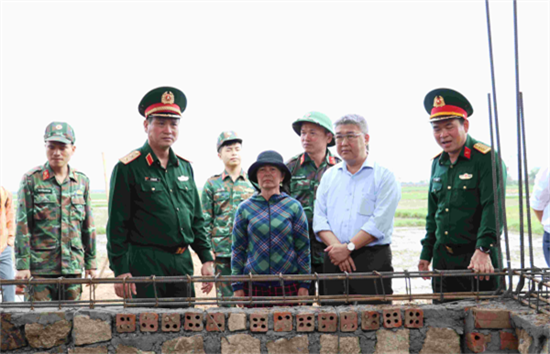 Military Region 5 actively participates in disaster response, helping the people stabilise their lives